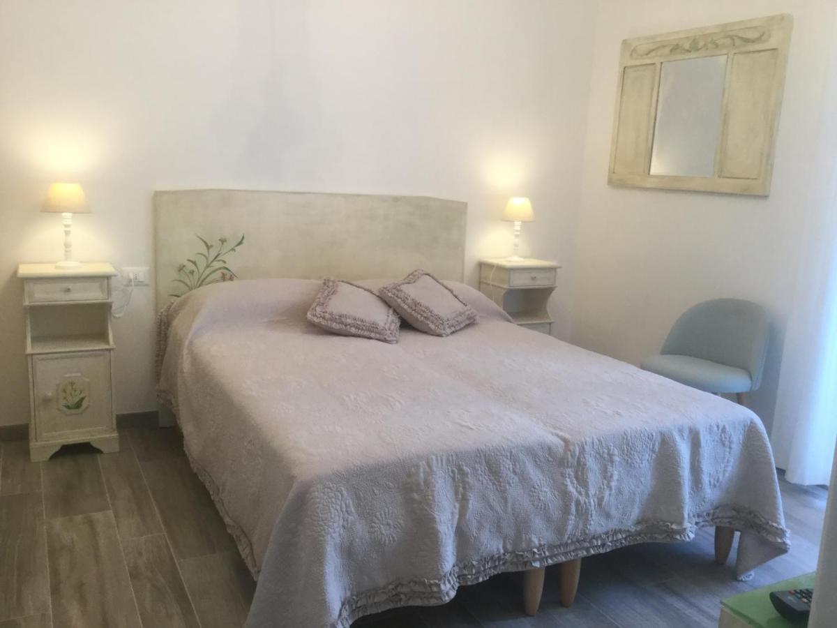 Castelli In Aria Bed and Breakfast Finale Ligure Exteriör bild