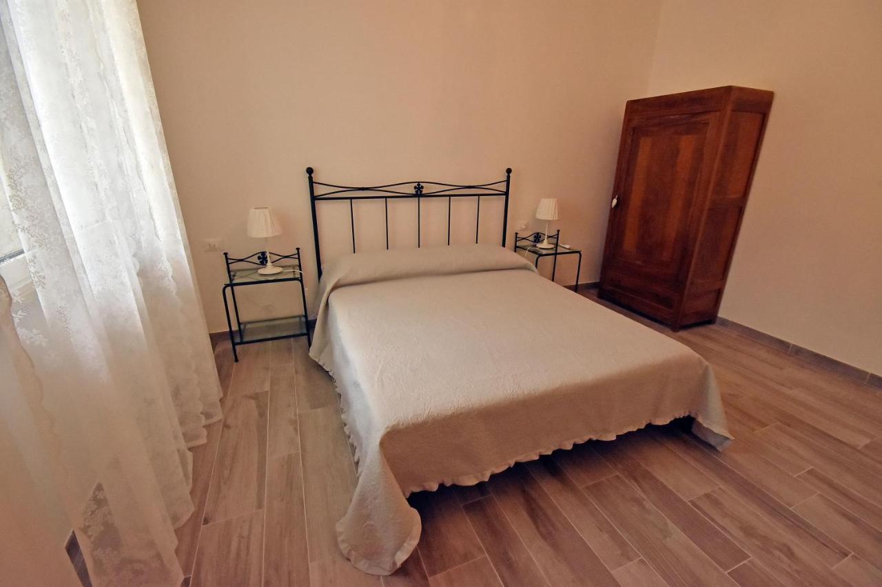 Castelli In Aria Bed and Breakfast Finale Ligure Exteriör bild